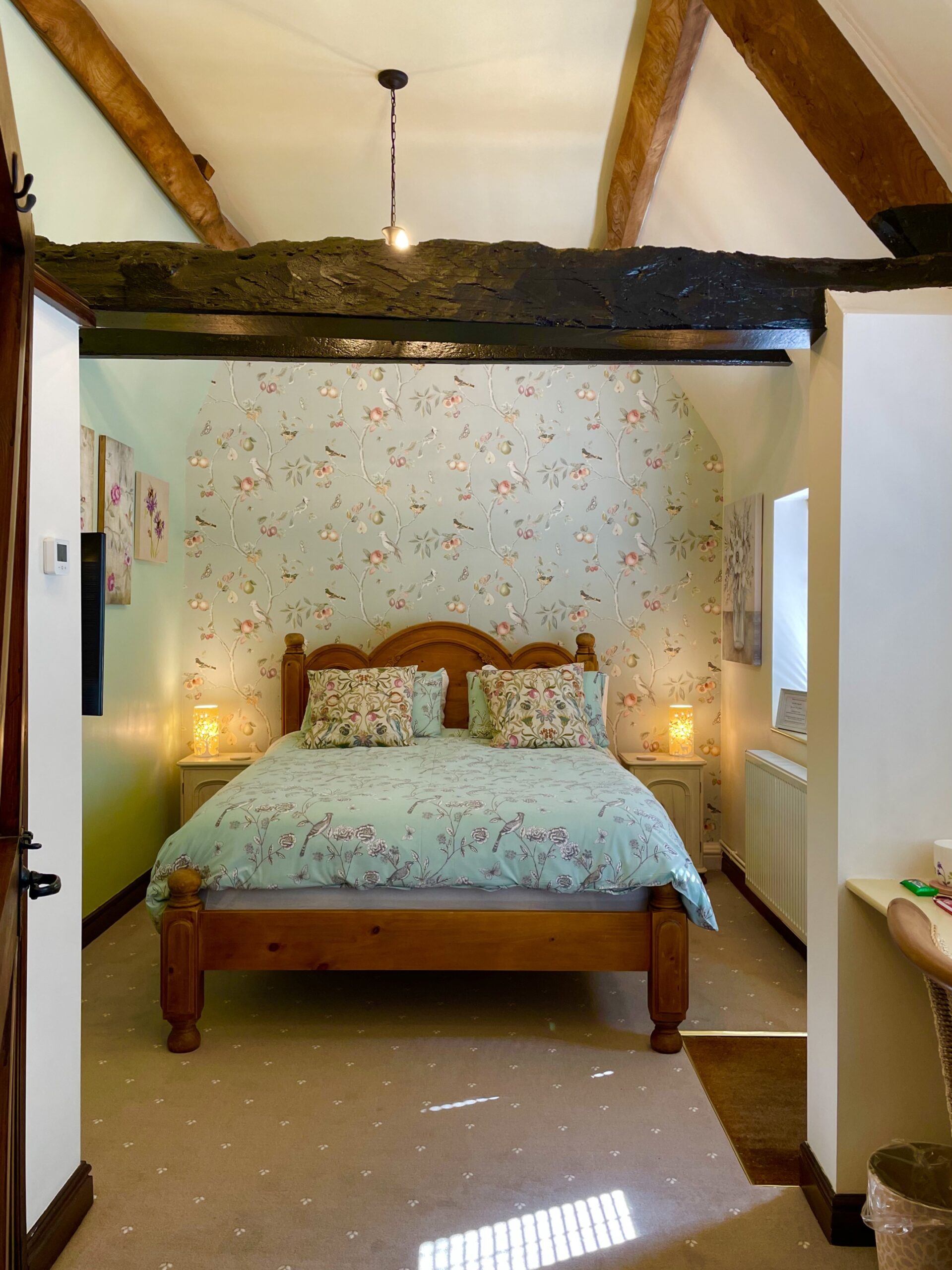 315F51DB-4725-4425-93E1-FB146F919944